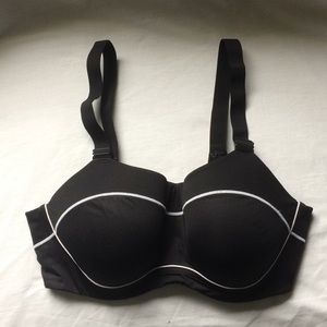 Black Ambrielle 36C Compact Sports Bra NWOT